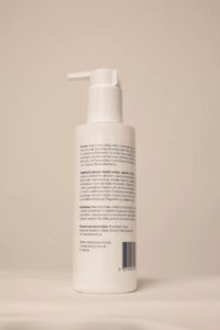 LVL Cleanser 200 ml 2