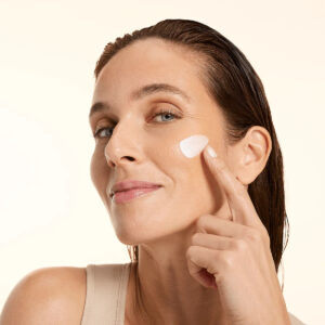 Embryolisse Anti dark spot noćna krema 40 ml monis